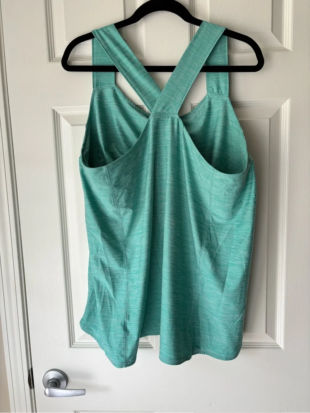 Duluth Trading Co Mint Green Cross-Back Tank with Built in Bra